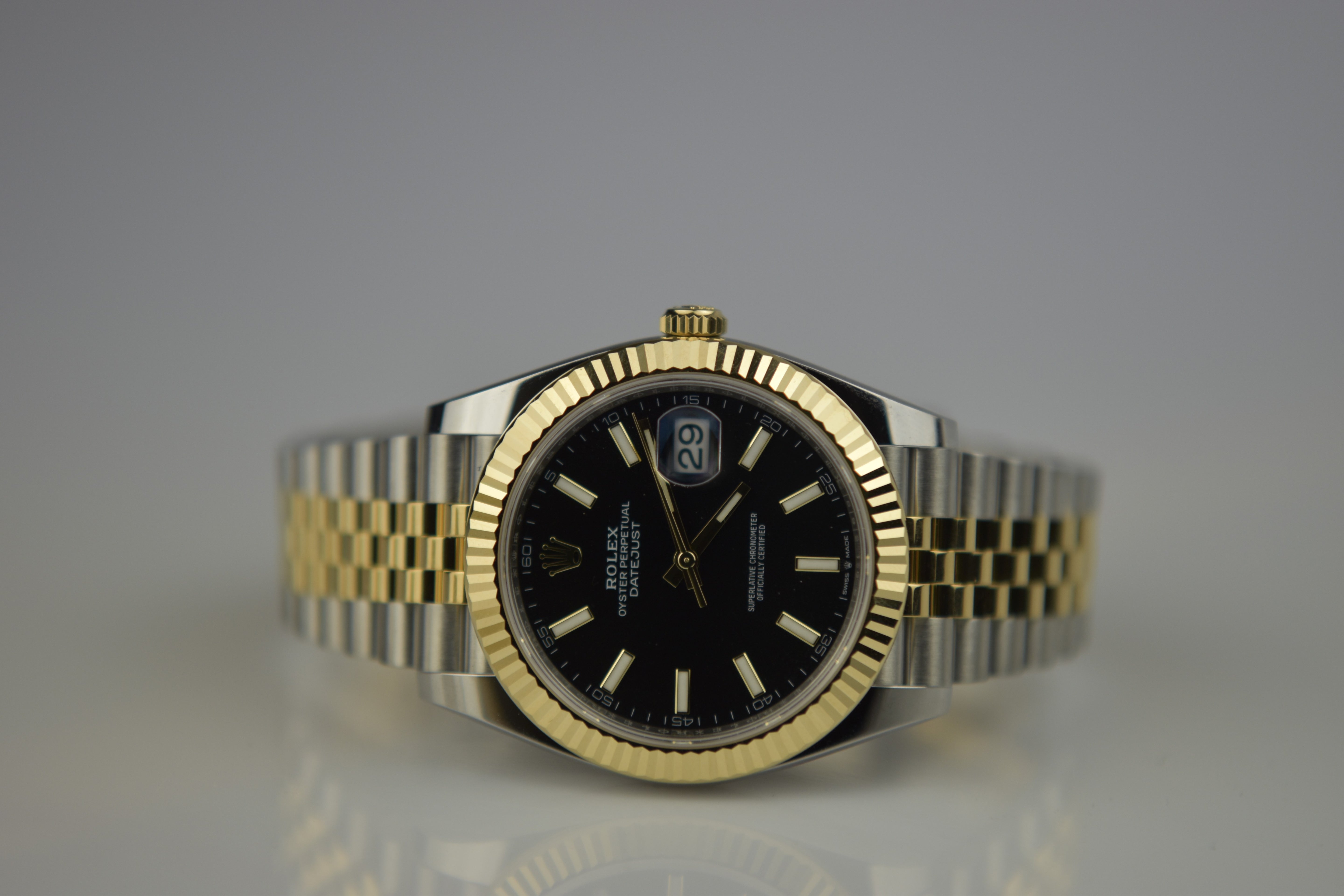Rolex Datejust 41 126333 Black Dial 41mm Oystersteel and Yellow Gold Jubilee Bracelet