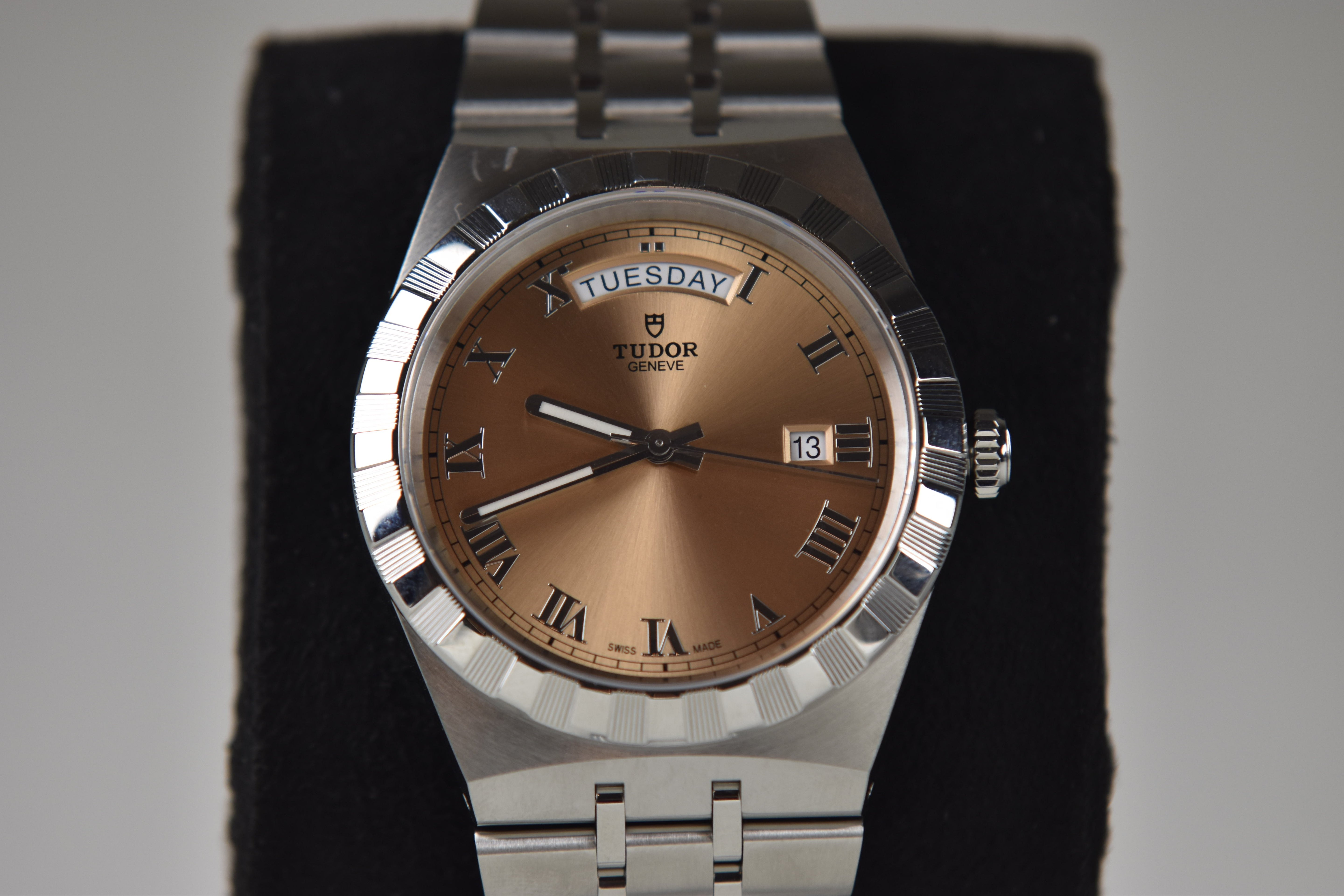 Tudor Royal Salmon Dial M28600-0009 41mm Stainless Steel