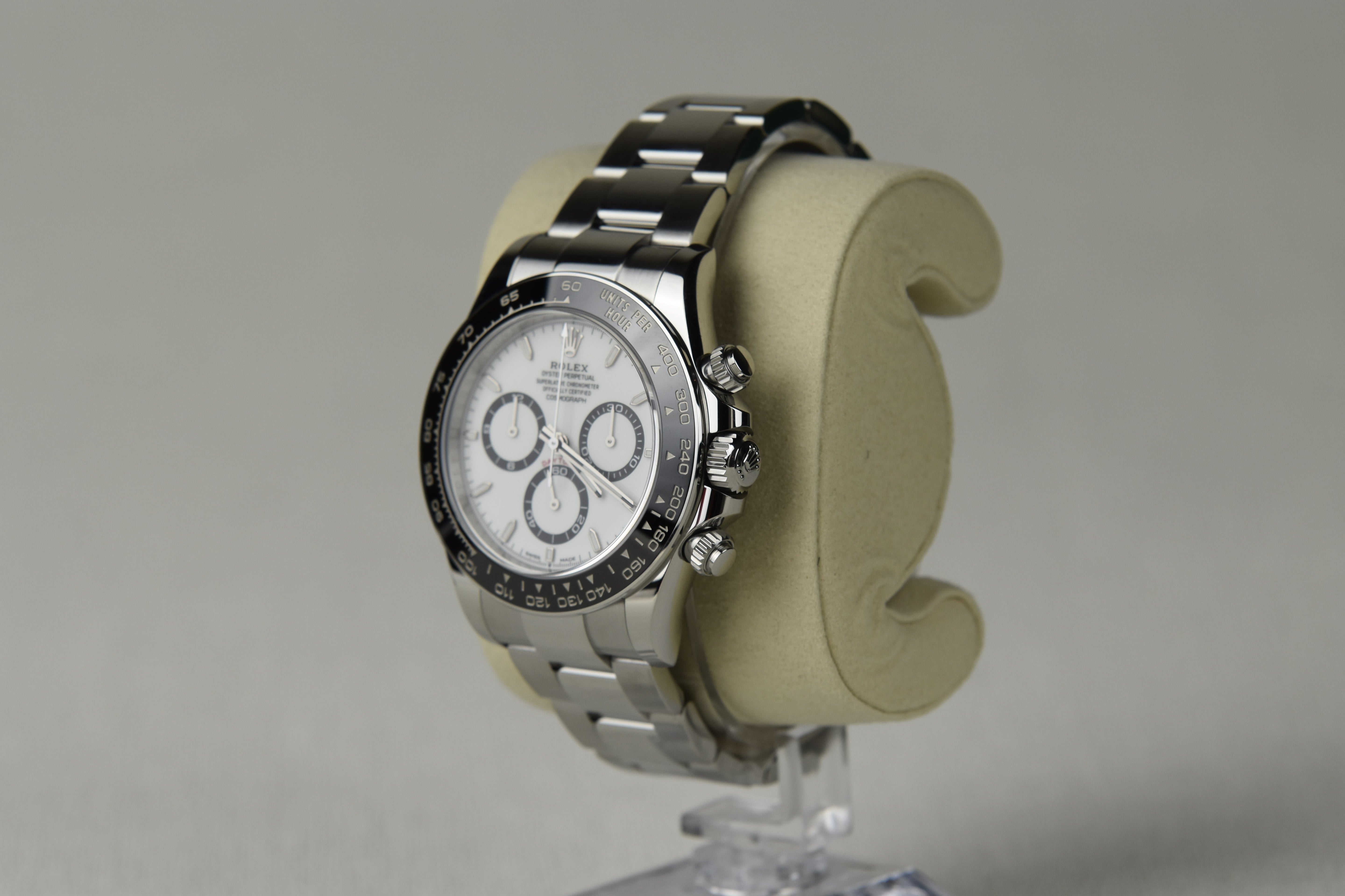 Rolex Cosmograph Daytona 126500LN 40mm Oystersteel White Dial Black Ceramic Bezel