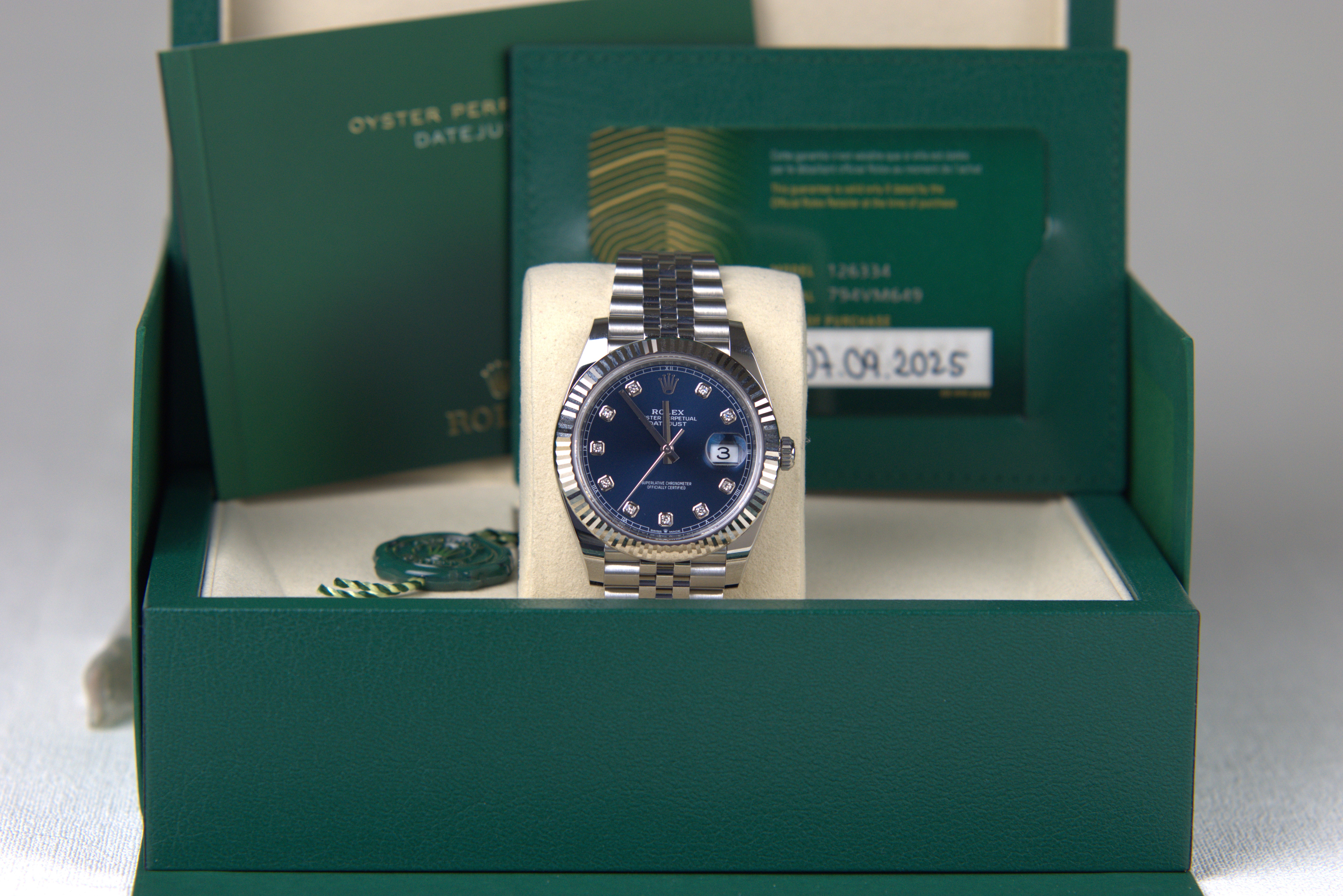 Rolex Datejust 41 126334 41mm Oystersteel White Gold Blue Diamond Dial Jubilee Bracelet